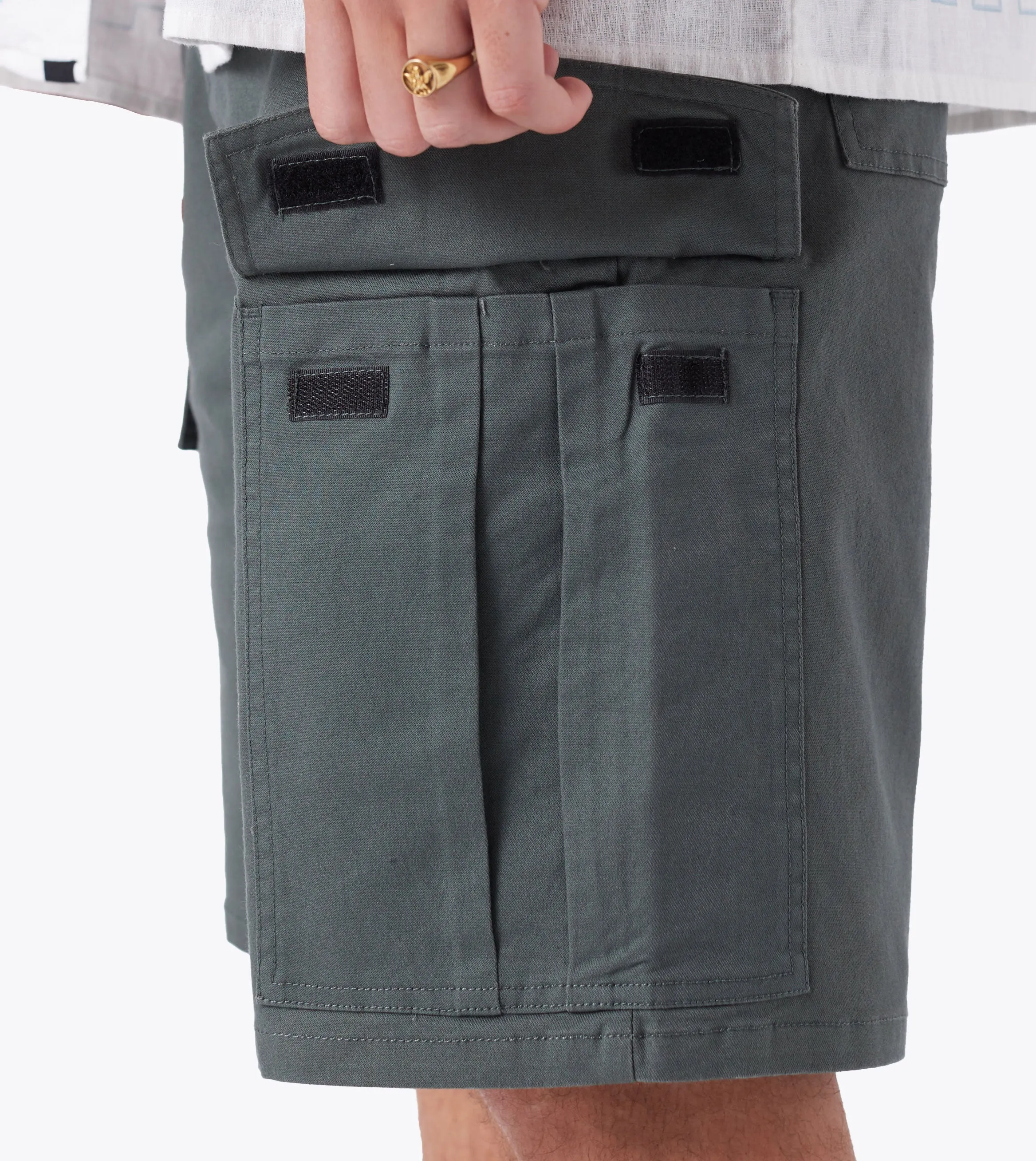 Box    Cargo Short Olive