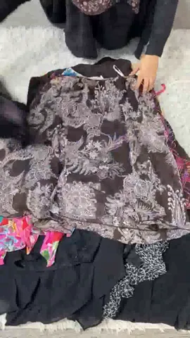European Y2K Branded Floral Mini/Midi Skirts Mixed - 18 Pcs