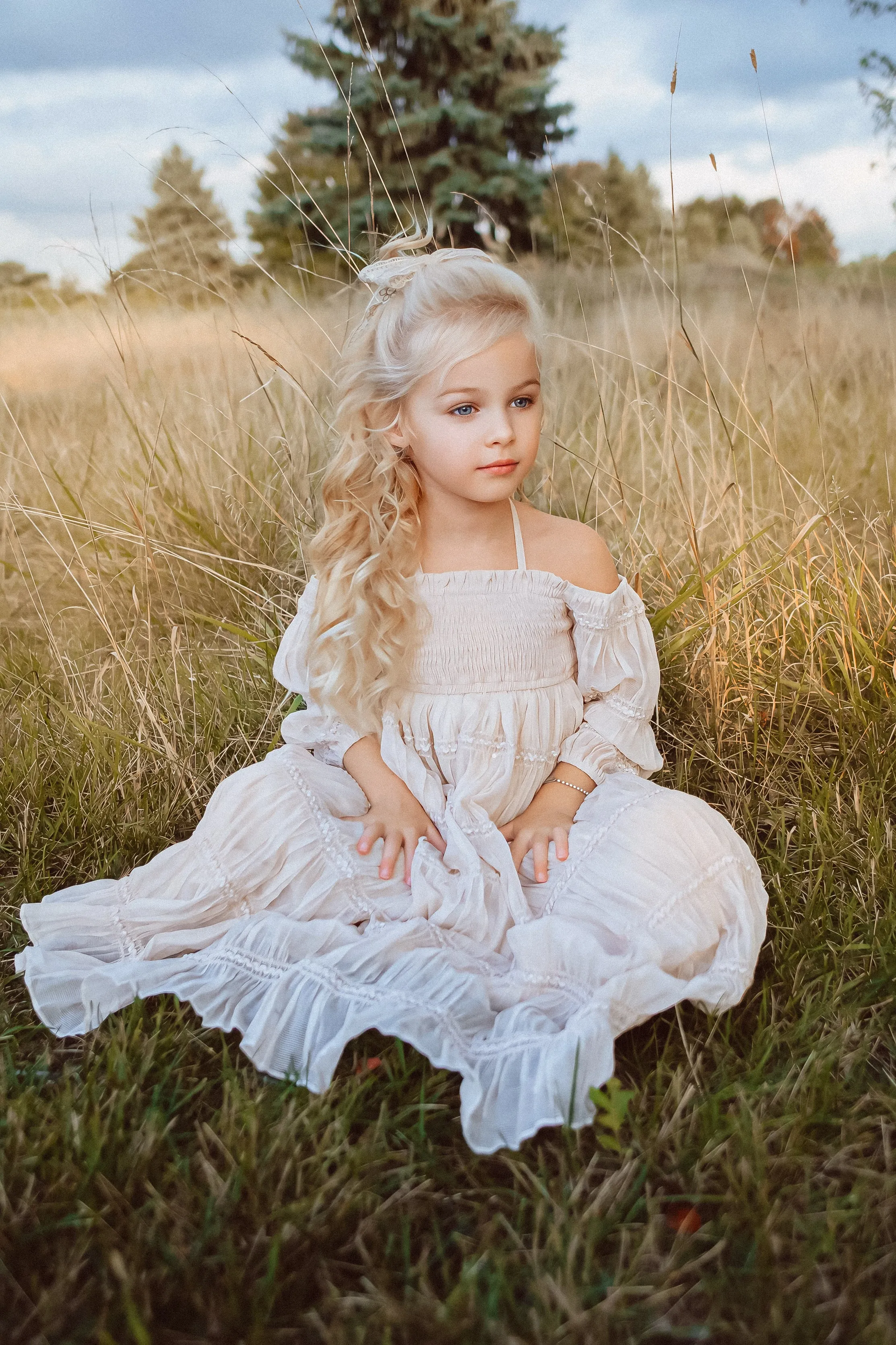 Elegant Pippa Maxi Dress in Natural Chiffon – Flowy and Sophisticated