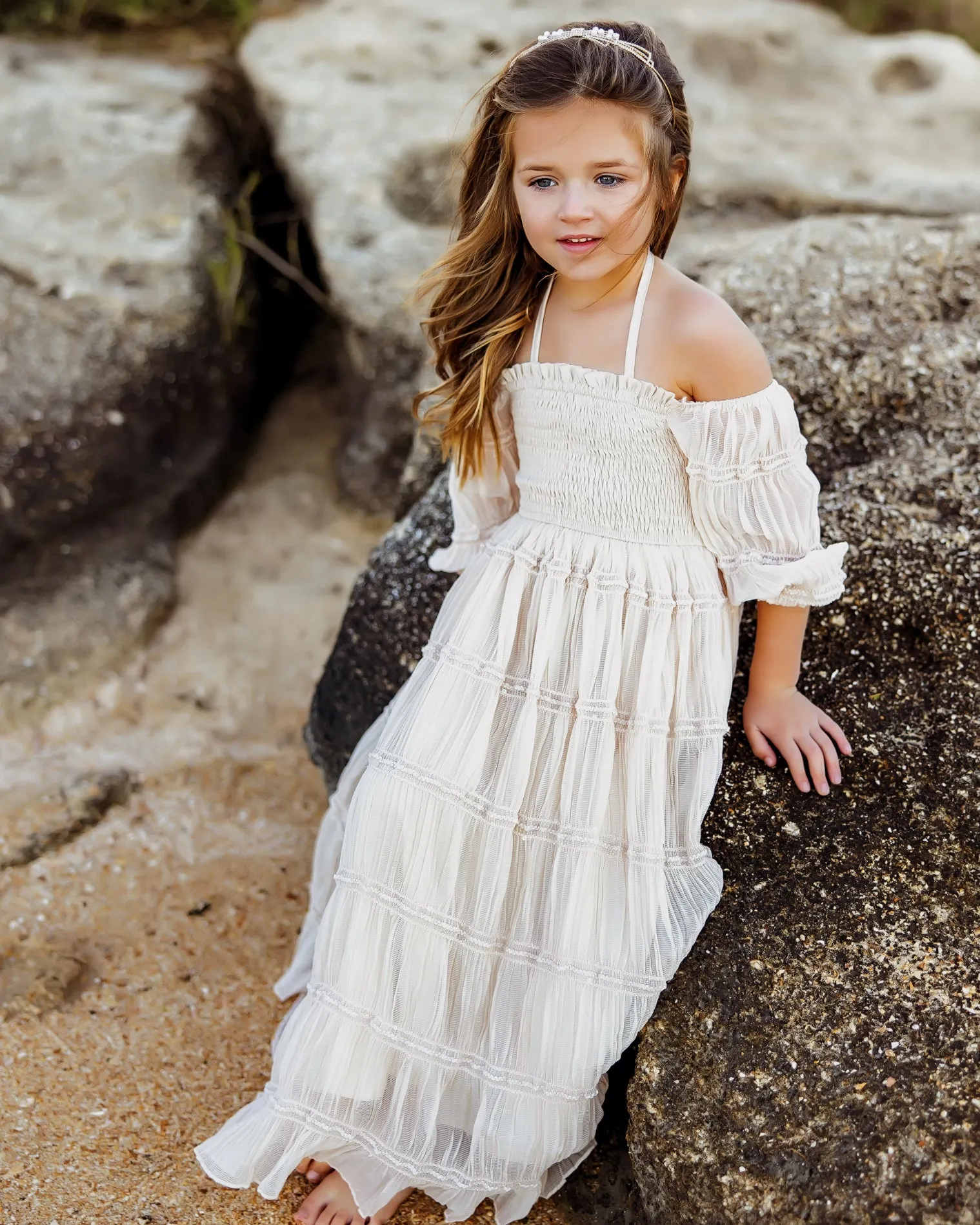 Elegant Pippa Maxi Dress in Natural Chiffon – Flowy and Sophisticated