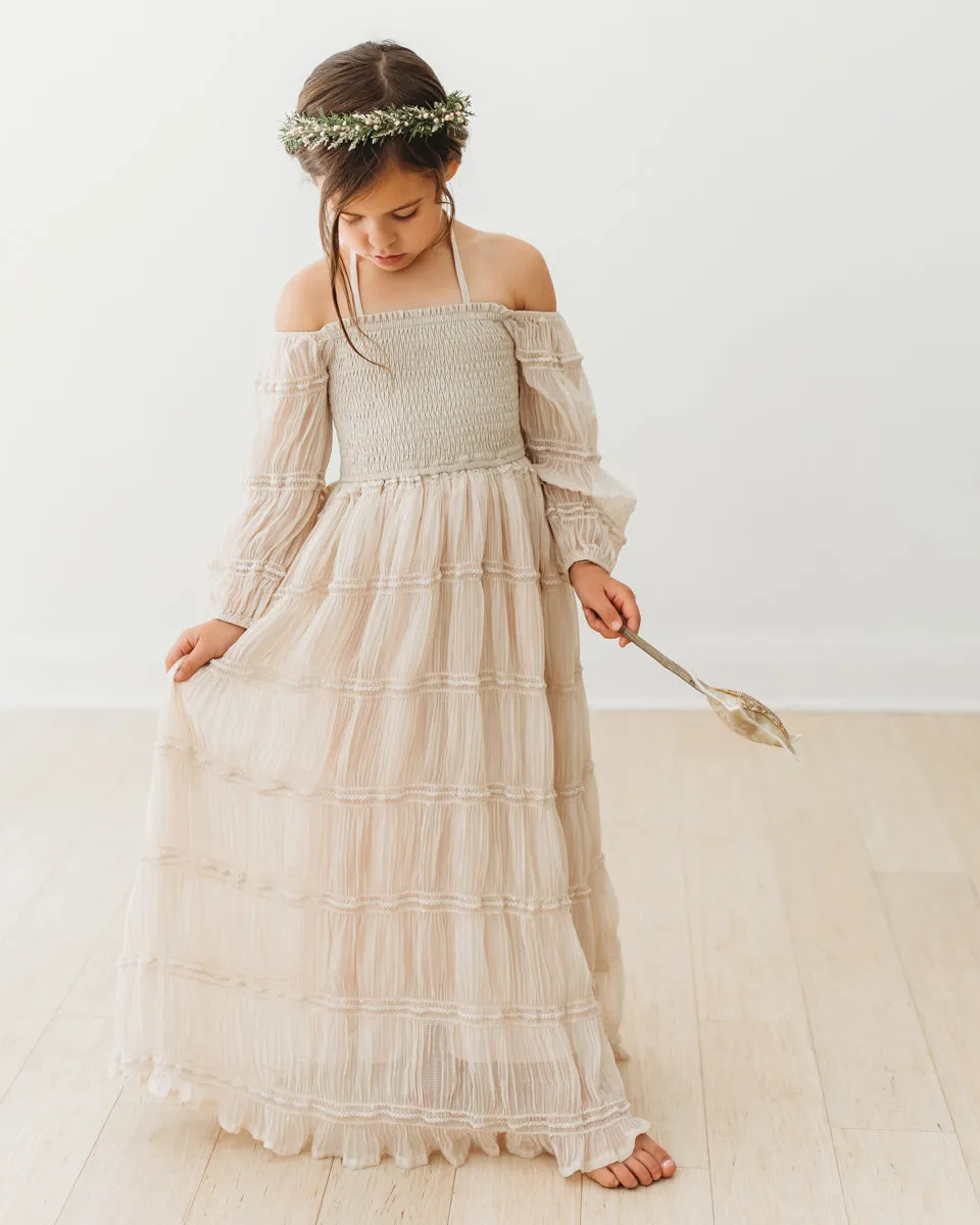 Elegant Pippa Maxi Dress in Natural Chiffon – Flowy and Sophisticated