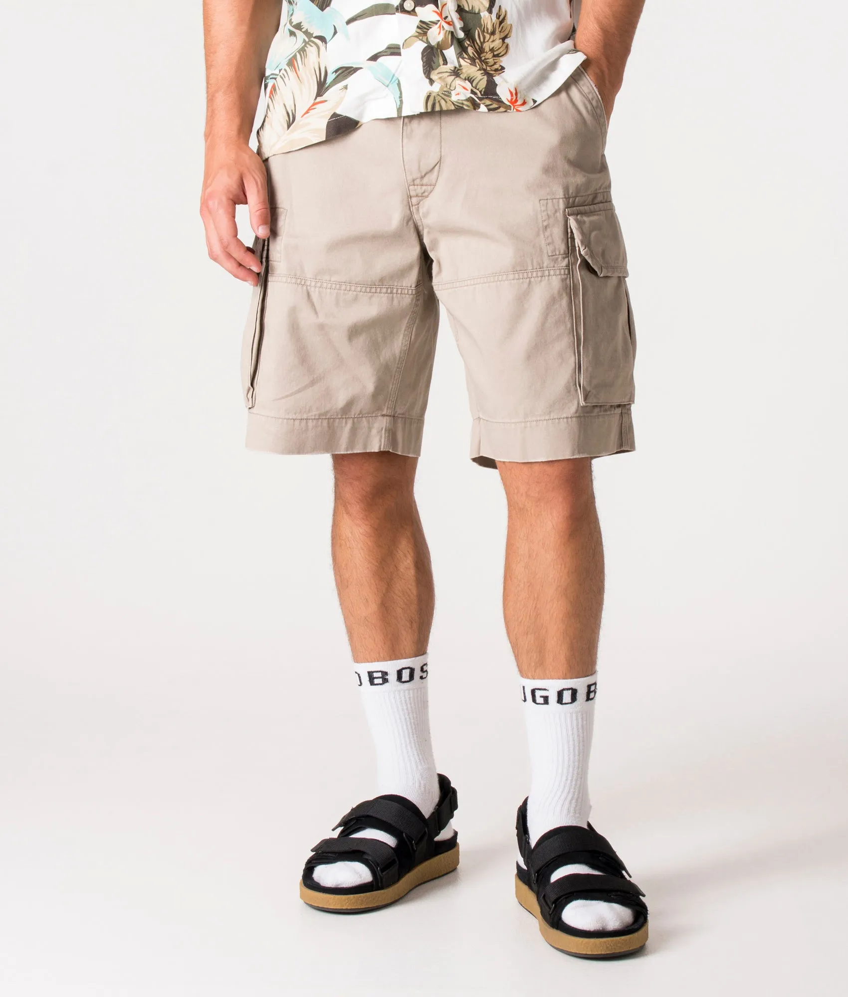 Regular Fit Gellar Cargo Shorts